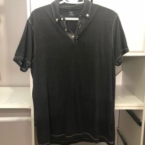 Men’s Gap Shirt